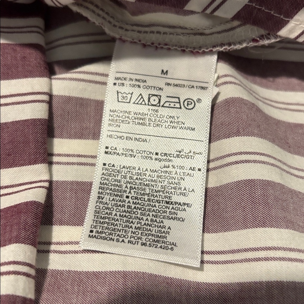 Old Navy Women’s Burgundy and White Striped Button Down Shirt; Size M - Picture 7 of 7